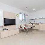 Apartment Dragica