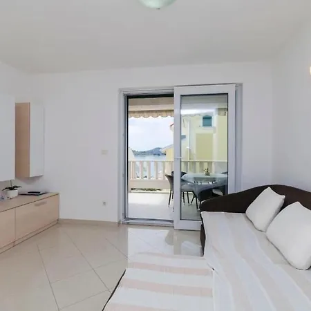 Apartment Dragica *