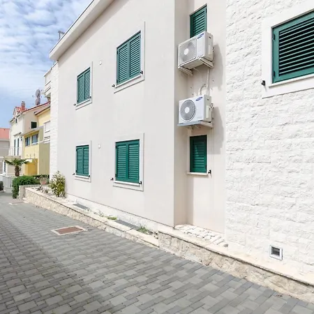 Apartment Dragica Vodice