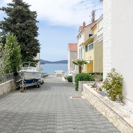 Apartment Dragica *