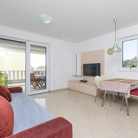 Apartment Dragica *