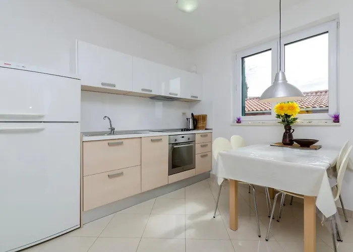 Dragica Βόντιτσε